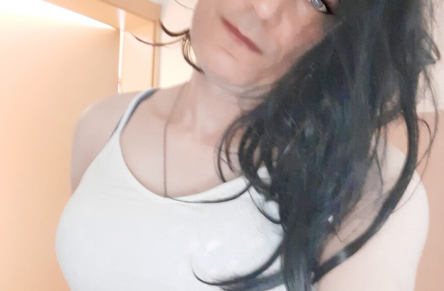 Sinachatgirl